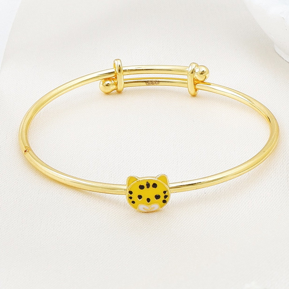 Translation missing: en.Tiger Bangle