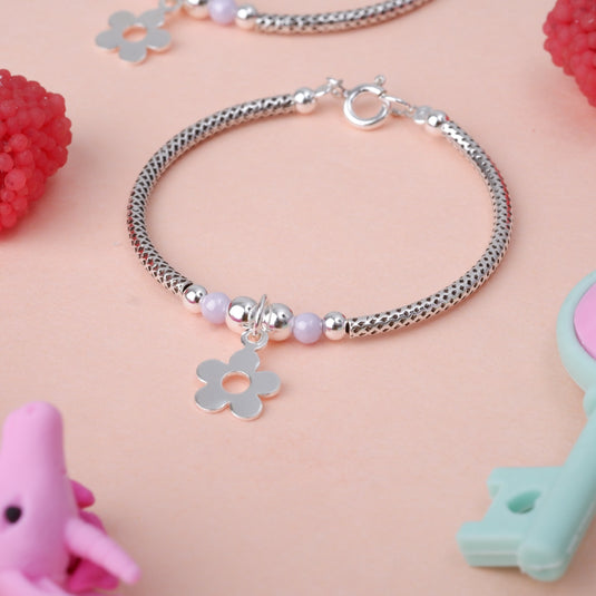 Translation missing: en.Silver Flower Bangle